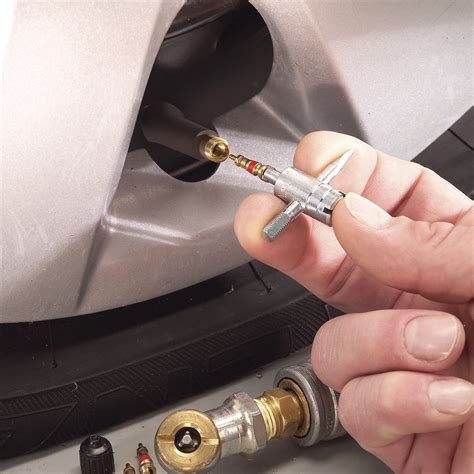 How to Replace a Leaky Tire Valve Stem Without Removing Tire。